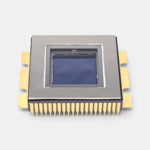 ПЗС-сенсор изображения Hamamatsu Photonics S12101