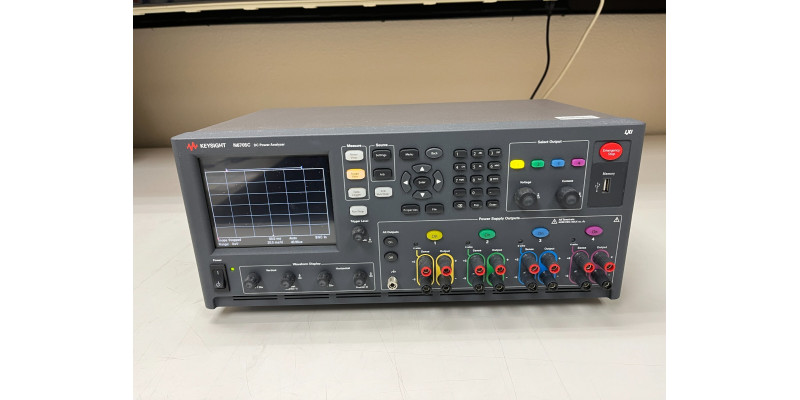 Источник питания Keysight N5771A